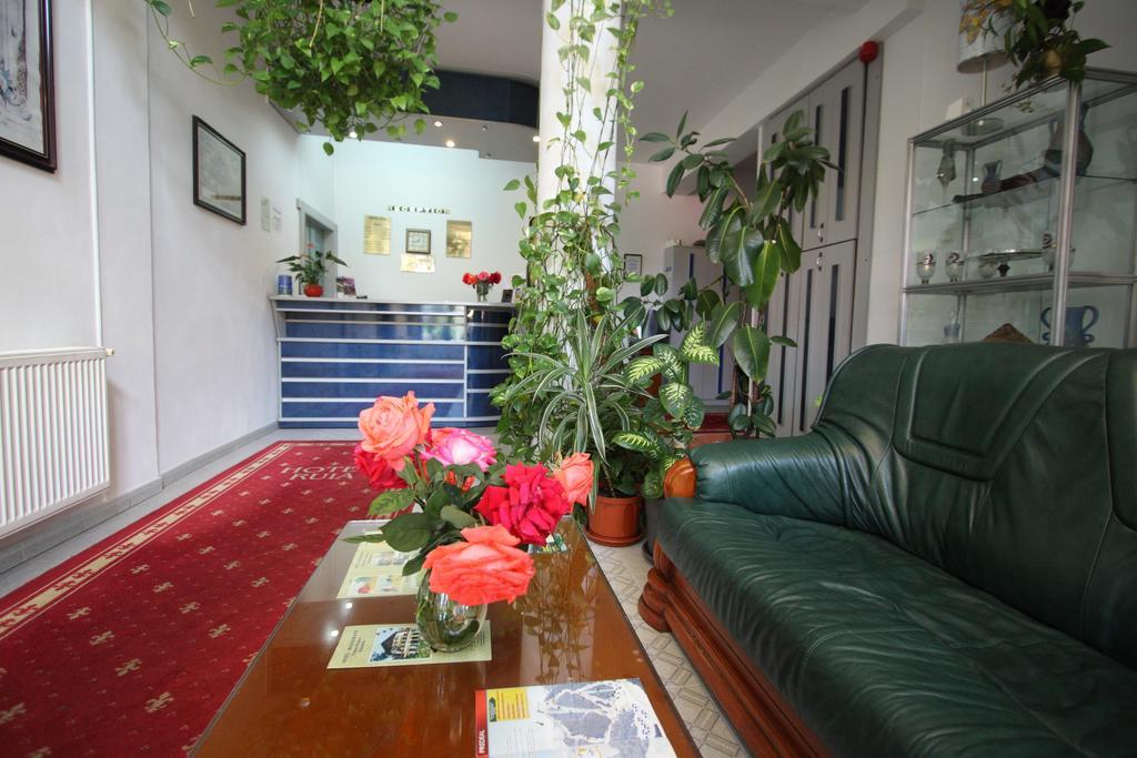 Hotel Ruia Poiana Brasov Extérieur photo