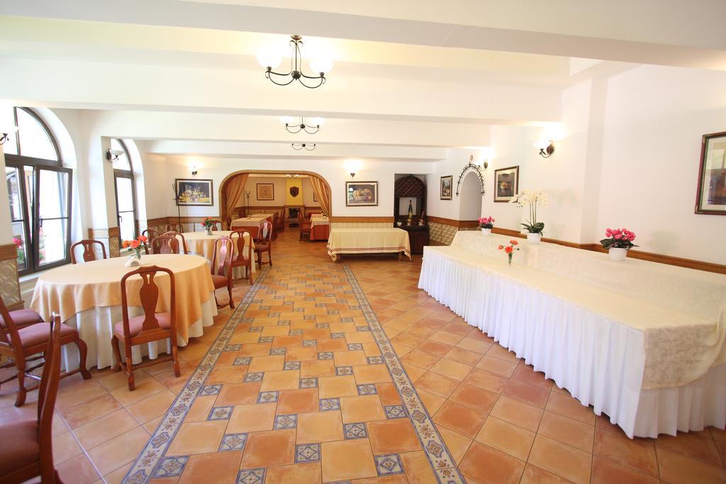 Hotel Ruia Poiana Brasov Extérieur photo